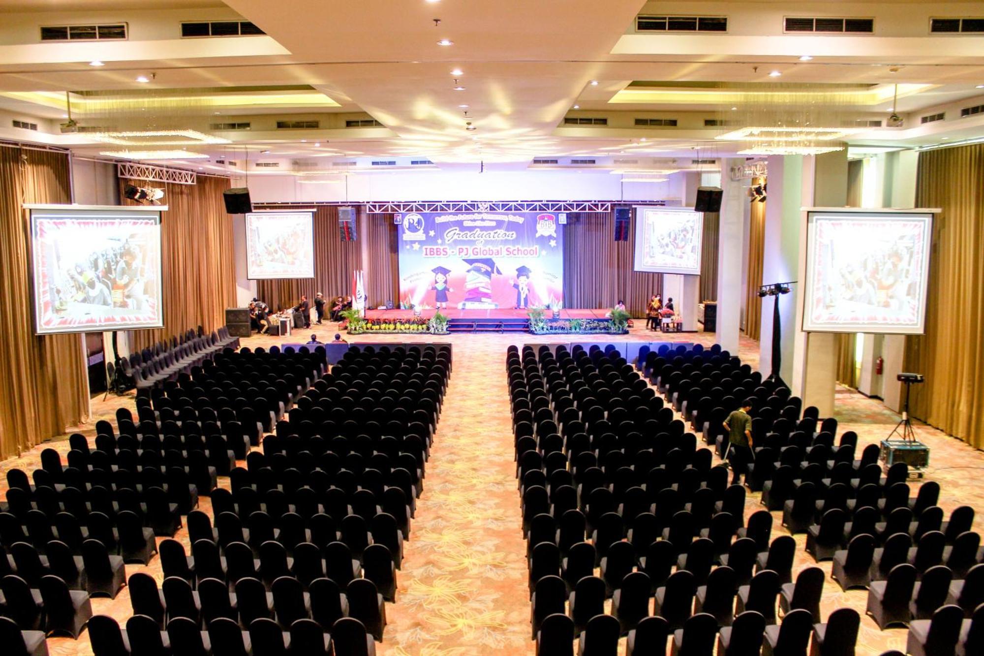 Savana Hotel&Convention Malang Esterno foto